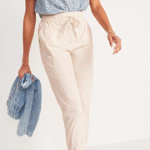 High-Waisted Poplin Tapered Jogger Plus-Size Cargo - Picture 3 of 5